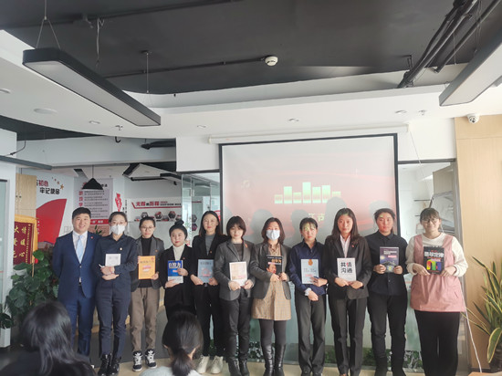 贈書1_副本.jpg